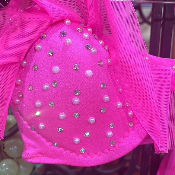 BARBIE PINK PEARLS AND RHINESTONES custom made bikini top. SOOOO HOT! - Picture 7 of 9